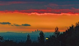 美国晚霞在线观看,云端之上，尽享壮丽日落盛宴