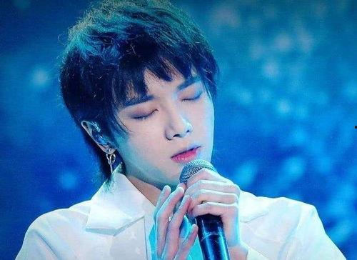 爱豆吃瓜娱乐酱华晨宇,爱豆吃瓜娱乐酱,揭秘明星背后的故事